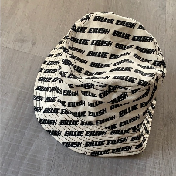 Hm Billie Eilish Bucket Hat 